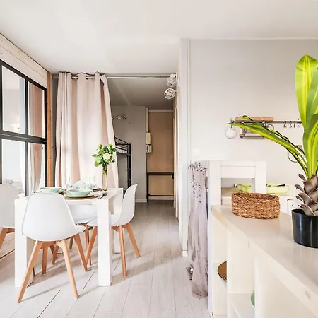 Les Balcons De La Rance By Interhome La Richardais